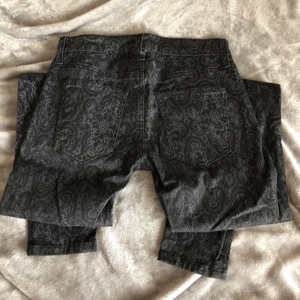 🎉HP 1/27🎉 EUC Current/Elliott Skinny Jeans (24)